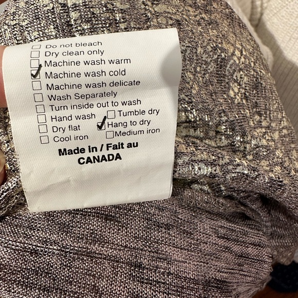 Metallic Accordion Skirt - Size 10 - Picture 7 of 11